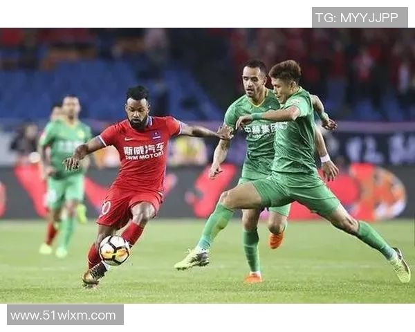 卡拉巴与希腊人对决揭幕赛精彩纷呈引发球迷热议 卡拉巴与希腊人对决揭幕赛精彩纷呈引发球迷热议