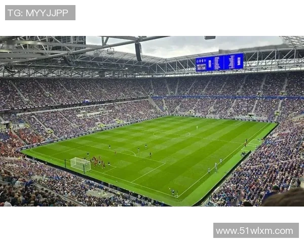 埃弗顿与布赖顿激战正酣比分揭晓引发球迷热议