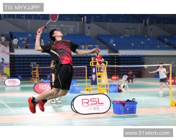 重庆羽毛球队逆袭之路的真实记录与奋斗精神的展现