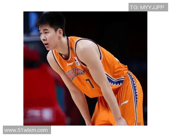 郭昊文：从篮球新星到职业生涯转折的奋斗故事与未来展望