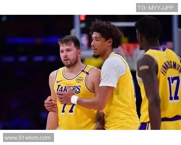 2009年火箭队与湖人队激战回顾:经典对决与精彩瞬间分析 2009年火箭队与湖人队激战回顾:经典对决与精彩瞬间分析