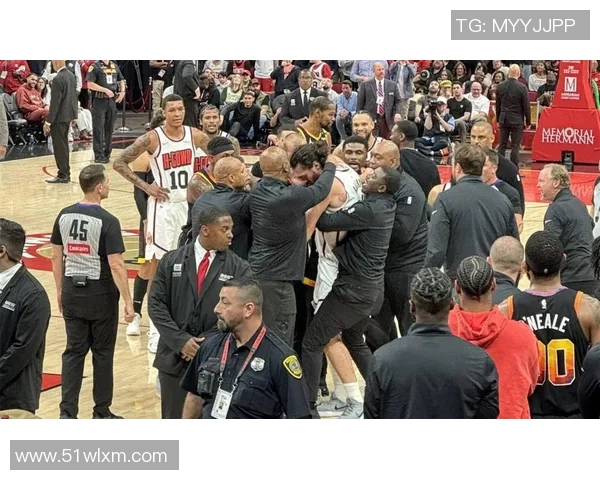 2015年骑士与热火精彩对决全场回放重温经典瞬间与激烈时刻 2015年骑士与热火精彩对决全场回放重温经典瞬间与激烈时刻